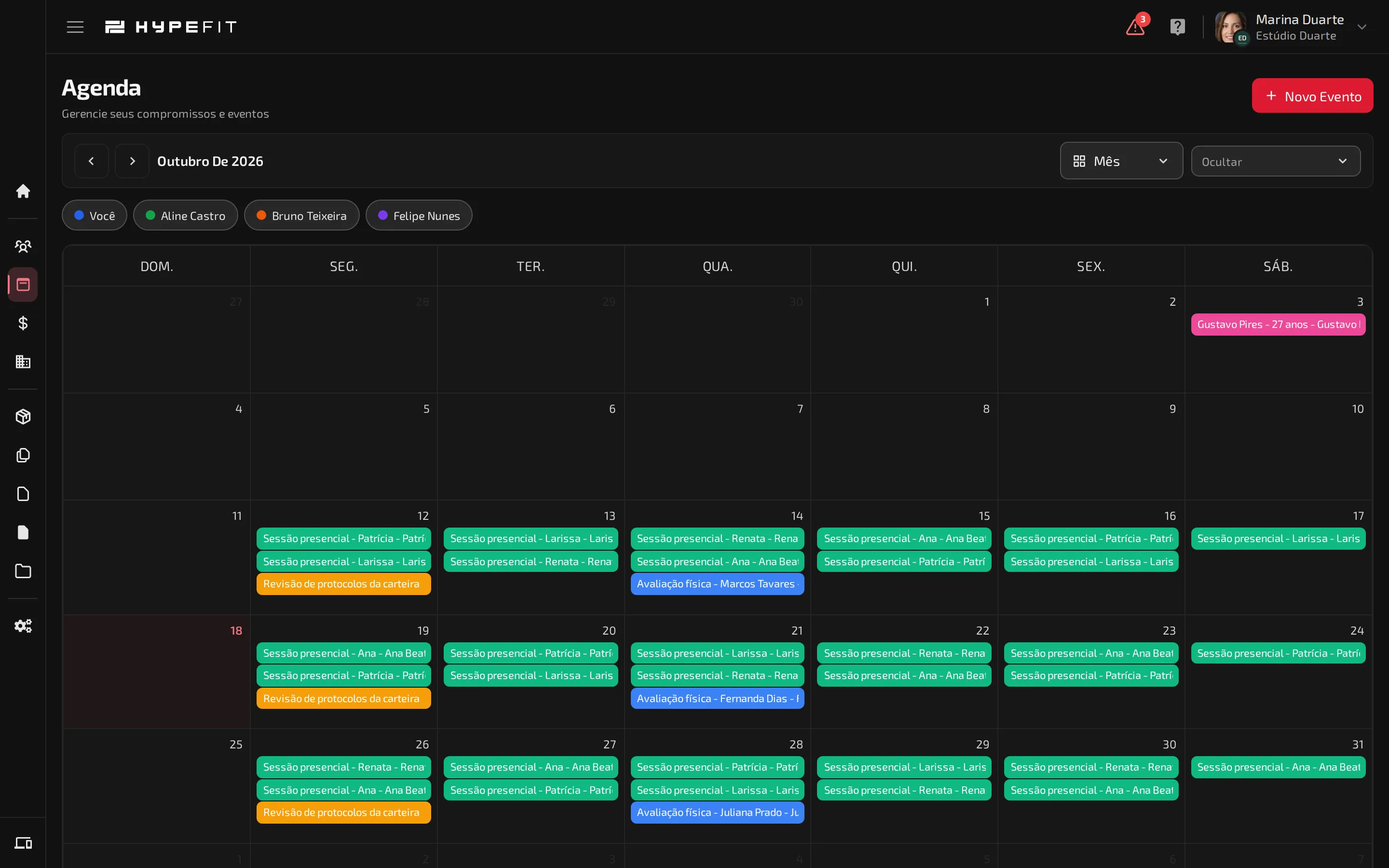 Agenda da equipe no mês, com as sessões de cada membro em cores diferentes
